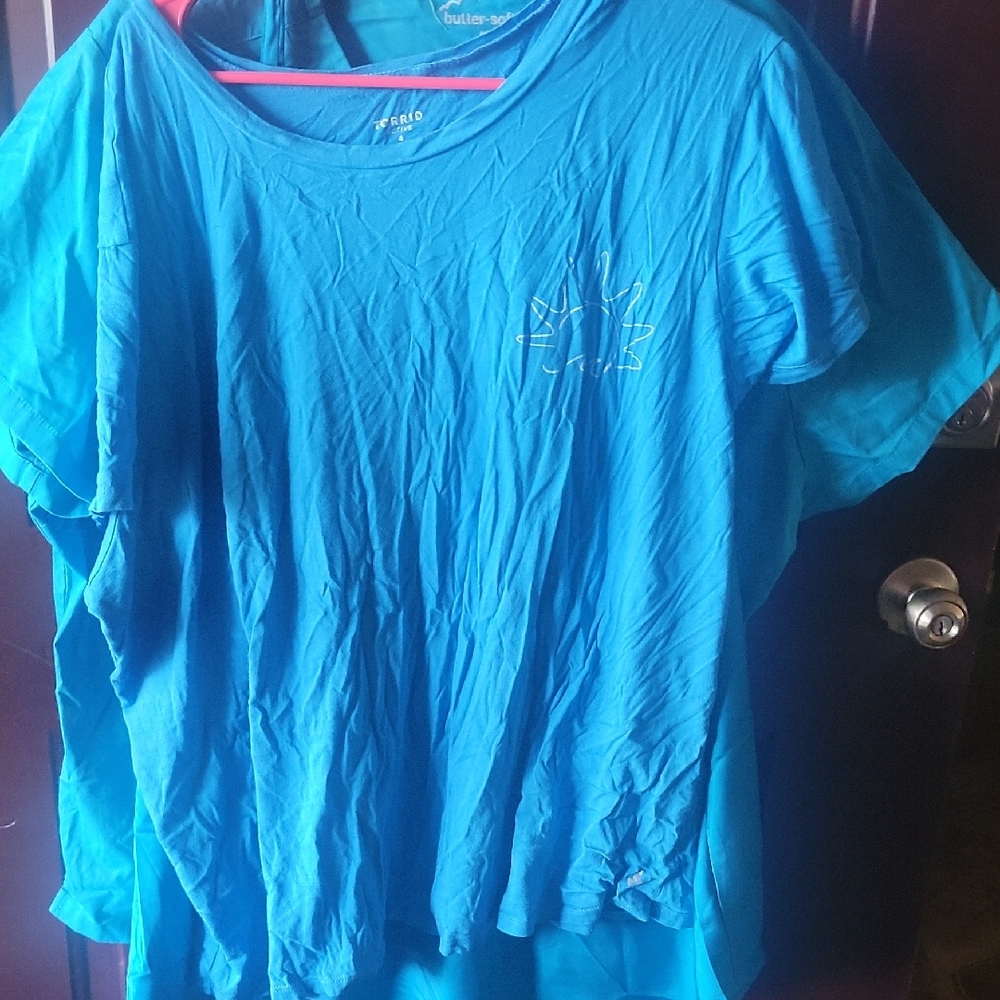 Torrid Active Blue T-Shirt